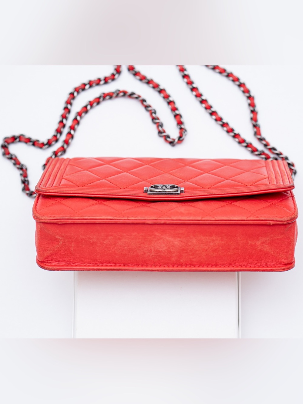 CHANEL Red Quilted Leather Chain Wallet-on-Chain - Picture 6 of 7